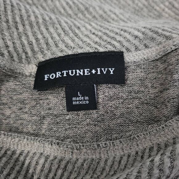 Fortune + Ivy Women's Size Large Heather Gray Soft Knit Button Detail Top - Picture 2 of 5